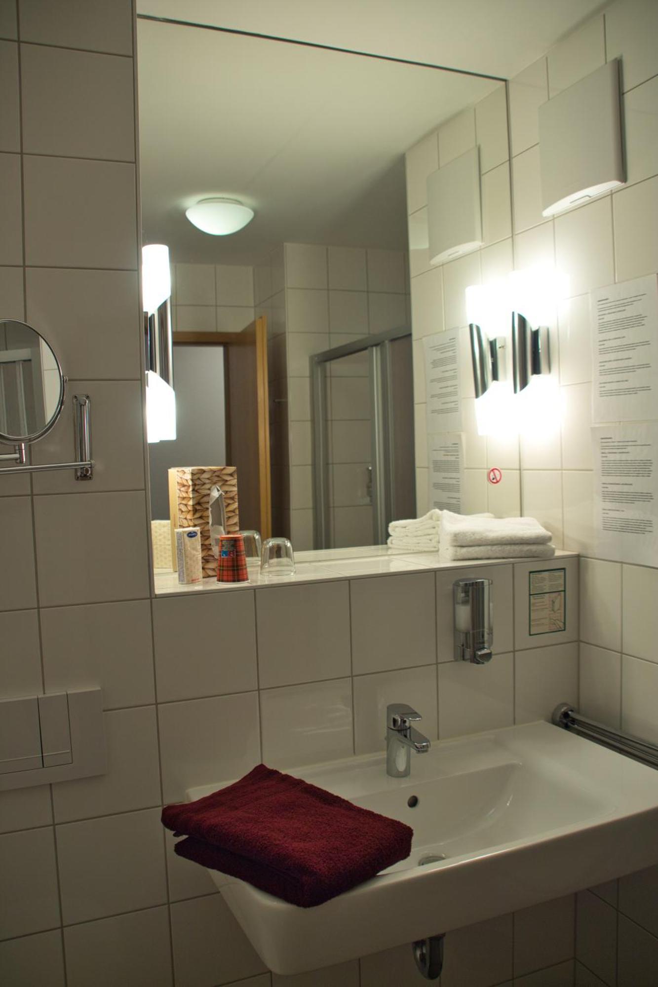 Hotel Quellenhof Зальцгиттер Экстерьер фото